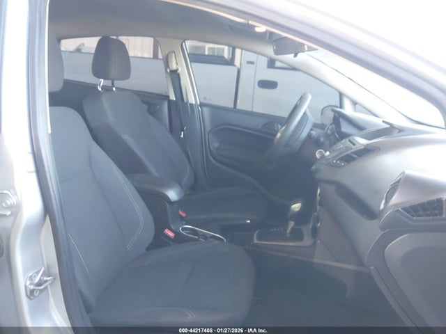 Ford FIESTA SE 2018 3FADP4BJ3JM127825 Image 5