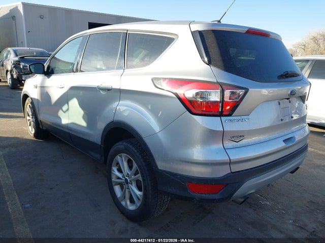 1FMCU0GD9HUA40636 Ford ESCAPE SE