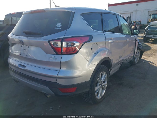 1FMCU0GD9HUA40636 Ford ESCAPE SE