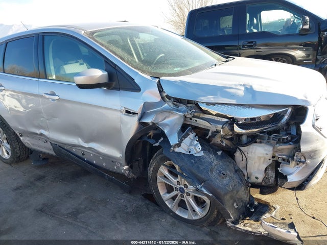 1FMCU0GD9HUA40636 Ford ESCAPE SE