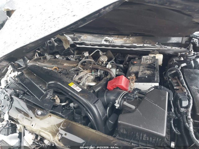 4T1B11HK1JU582326 Toyota CAMRY LE