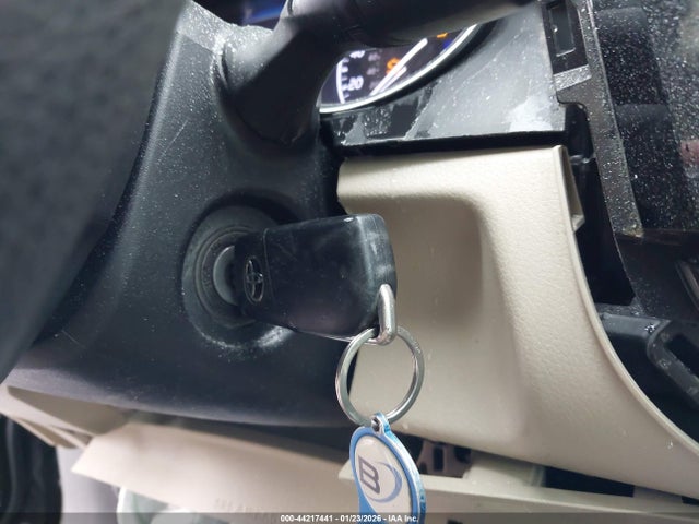 4T1B11HK1JU582326 Toyota CAMRY LE