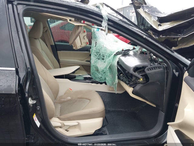 4T1B11HK1JU582326 Toyota CAMRY LE