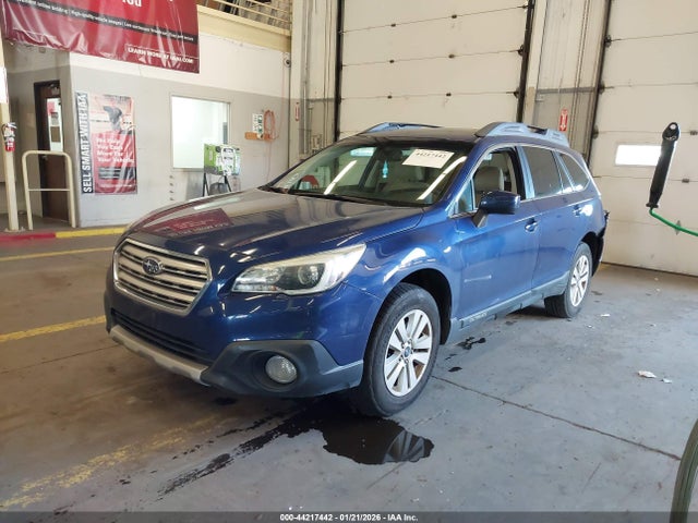 Subaru Outback 2.5i Premium 2015 4S4BSAEC1F3209410 Image 2