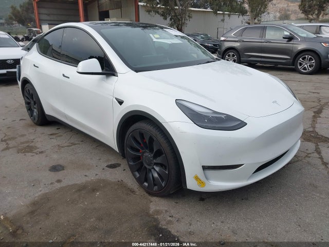 2022 TESLA MODEL Y 7SAYGDEF0NF452741 Photo 0