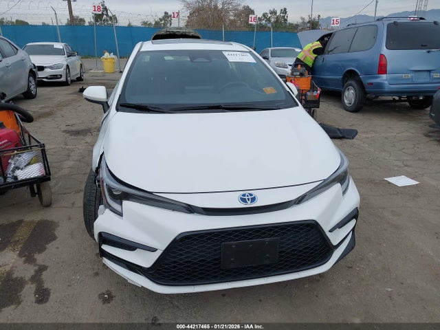 Toyota Corolla Hybrid Se 2024 JTDBCMFE0R3054744 Image 12