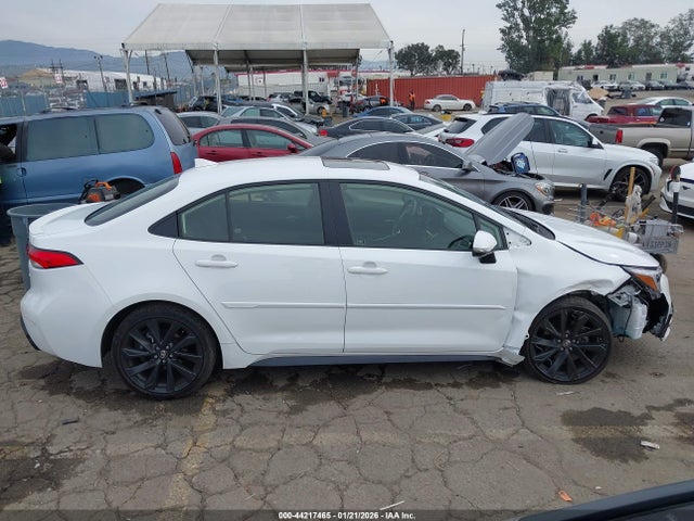 Toyota Corolla Hybrid Se 2024 JTDBCMFE0R3054744 Image 13