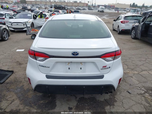 Toyota Corolla Hybrid Se 2024 JTDBCMFE0R3054744 Image 16