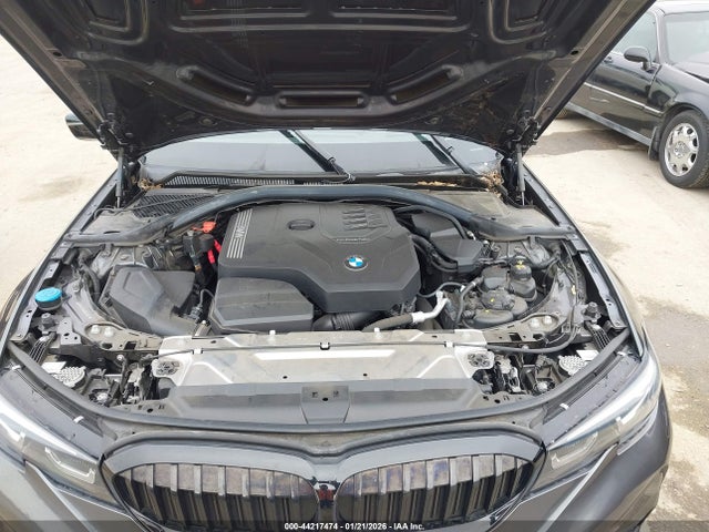 3MW5R1J04N8C35611 BMW 330I