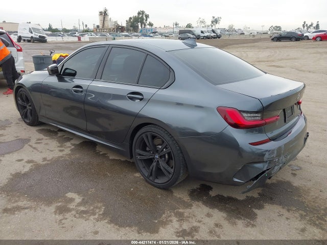 3MW5R1J04N8C35611 BMW 330I
