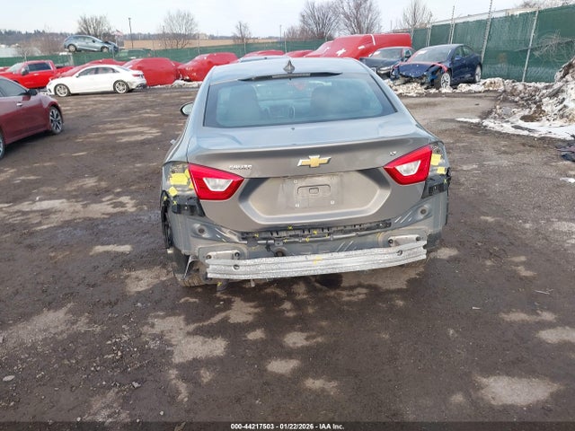 1G1BE5SMXJ7203650 Chevrolet Cruze Lt Auto