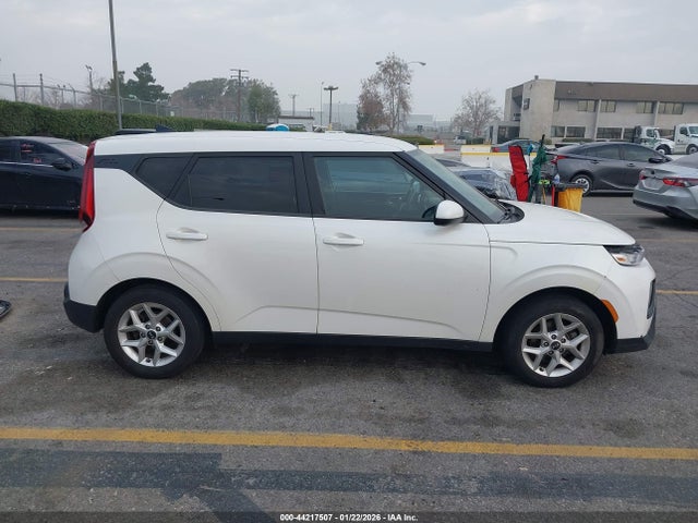 KIA SOUL S 2020 KNDJ23AU0L7701859 Image 14