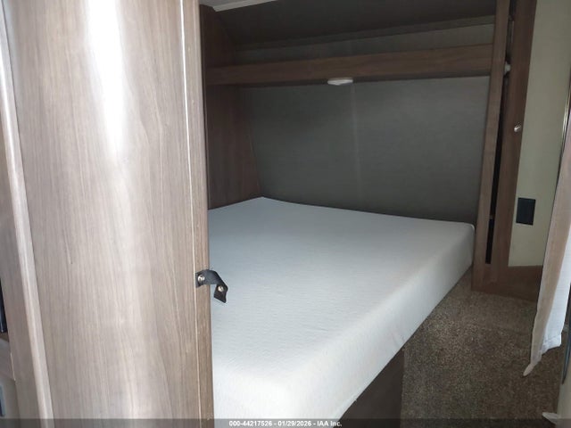 4YDT27D27J7250336 Keystone Rv M-27 Dbs Hideout
