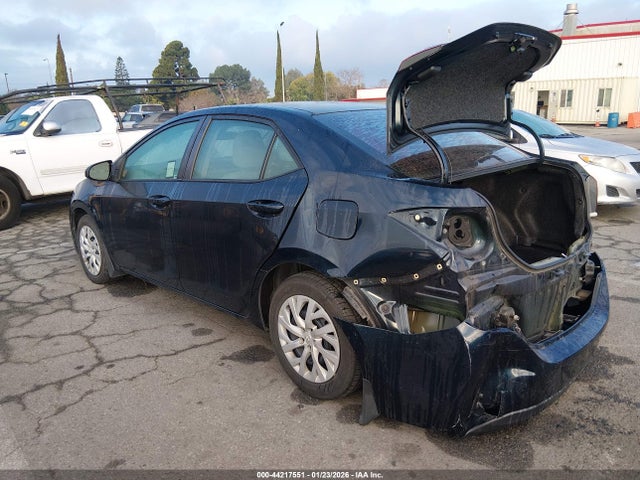 5YFBURHE4JP797197 Toyota COROLLA LE