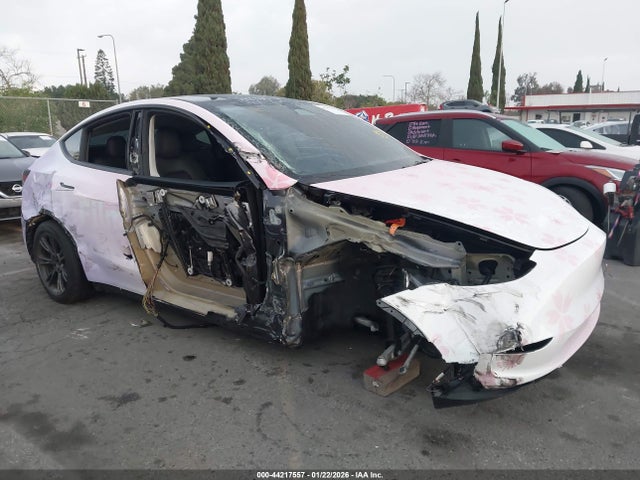 7SAYGDED5SF249158 Tesla Model Y Long Range Dual Motor Rear-wheel Drive