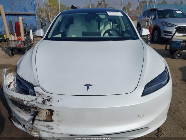 44217576 :رقم المزاد ، 5YJ3E1EA3SF078153 vin ، 2025 Tesla Model 3 Long Range Rear-wheel Drive/standard Rear-wheel Drive مزاد بيع