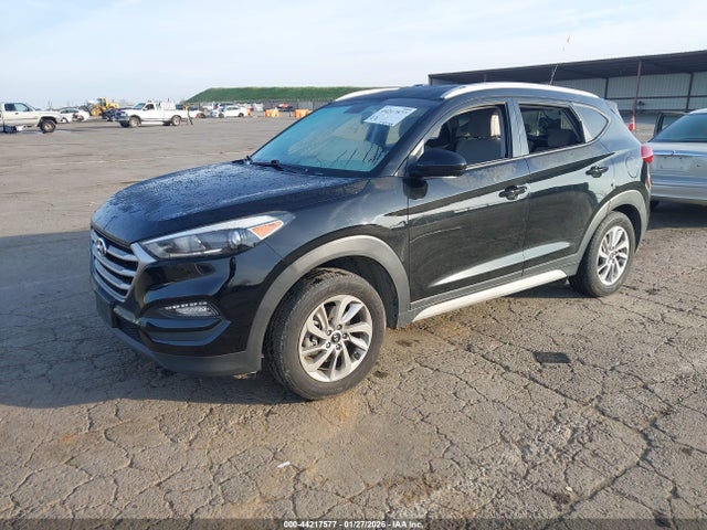 Hyundai TUCSON SEL 2018 KM8J3CA43JU696938 Image 2