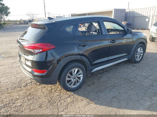 Hyundai TUCSON SEL 2018 KM8J3CA43JU696938 Image 4