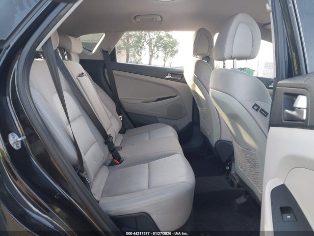 Hyundai TUCSON SEL 2018 KM8J3CA43JU696938 Image 8