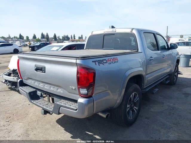 3TMCZ5AN9JM152853 Toyota Tacoma Trd Sport