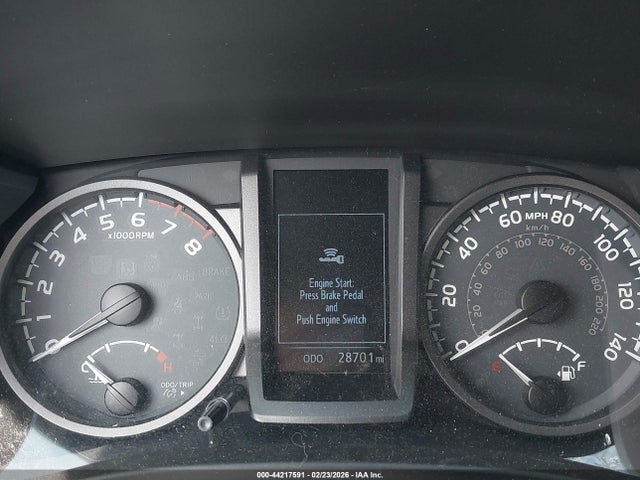3TMCZ5AN9JM152853 Toyota Tacoma Trd Sport