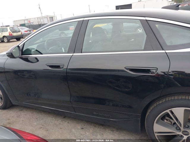 Продажа на аукционе авто 2025 Audi A6 E-tron Premium, vin: WAU1CAGH6SA019207, номер лота: 44217601