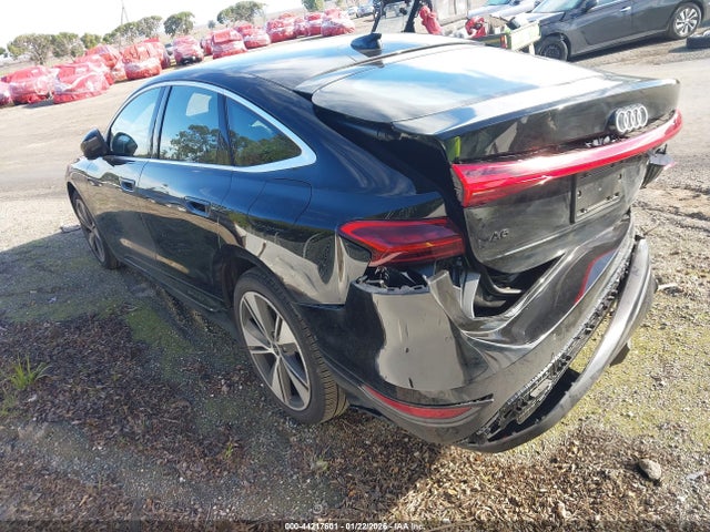 Продажа на аукционе авто 2025 Audi A6 E-tron Premium, vin: WAU1CAGH6SA019207, номер лота: 44217601