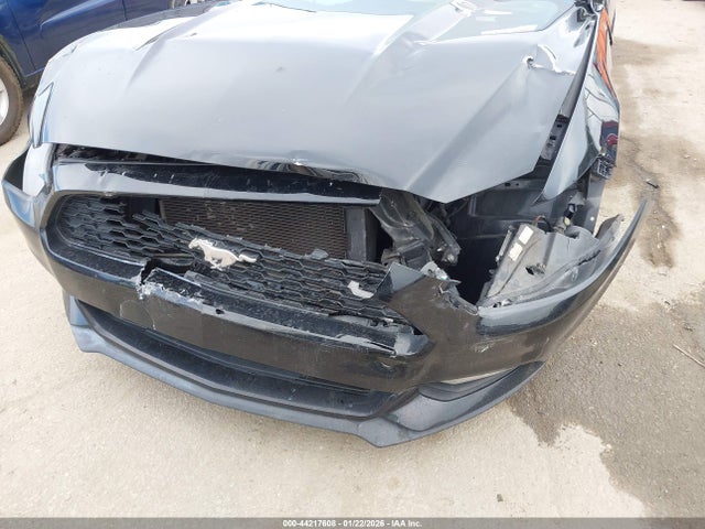 Ford Mustang V6 2017 1FA6P8AM3H5333853 Image 6