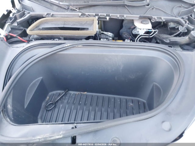 2021 TESLA MODEL Y 5YJYGDEE8MF140248 Photo 9