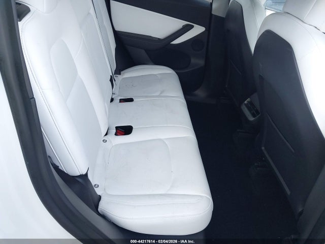 2021 TESLA MODEL Y 5YJYGDEE8MF140248 Photo 7
