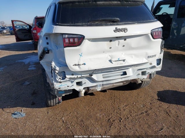 Продажа на аукционе авто 2025 Jeep Compass Latitude 4x4, vin: 3C4NJDBNXST555594, номер лота: 44217637