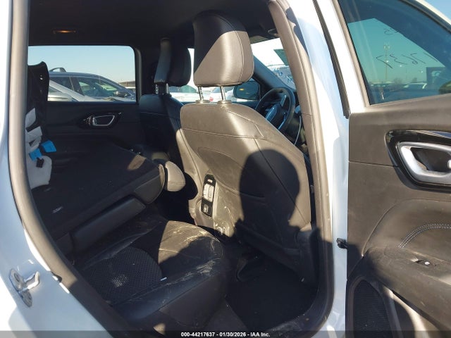 Продажа на аукционе авто 2025 Jeep Compass Latitude 4x4, vin: 3C4NJDBNXST555594, номер лота: 44217637