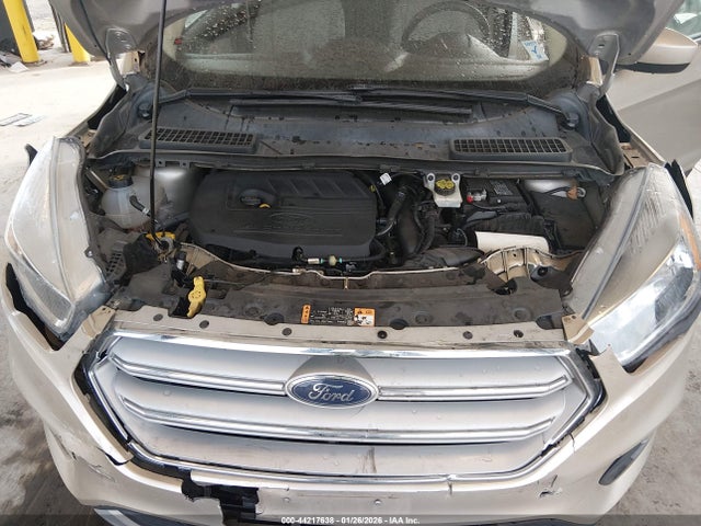 1FMCU9GDXJUA78273 Ford ESCAPE SE