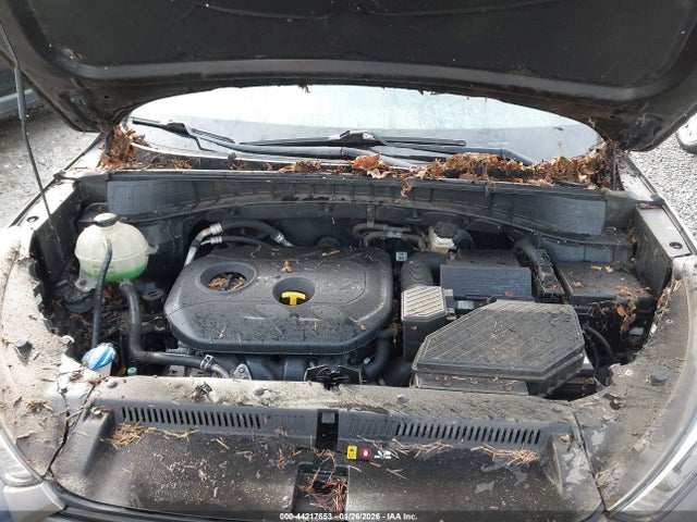 44217653 :رقم المزاد ، KM8J3CA41GU101299 vin ، 2016 Hyundai Tucson Se مزاد بيع