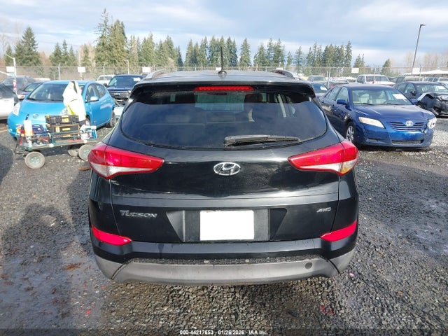 44217653 :رقم المزاد ، KM8J3CA41GU101299 vin ، 2016 Hyundai Tucson Se مزاد بيع
