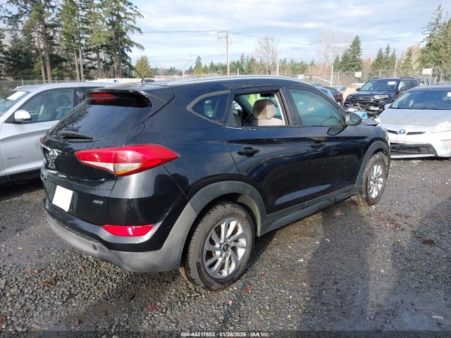 44217653 :رقم المزاد ، KM8J3CA41GU101299 vin ، 2016 Hyundai Tucson Se مزاد بيع