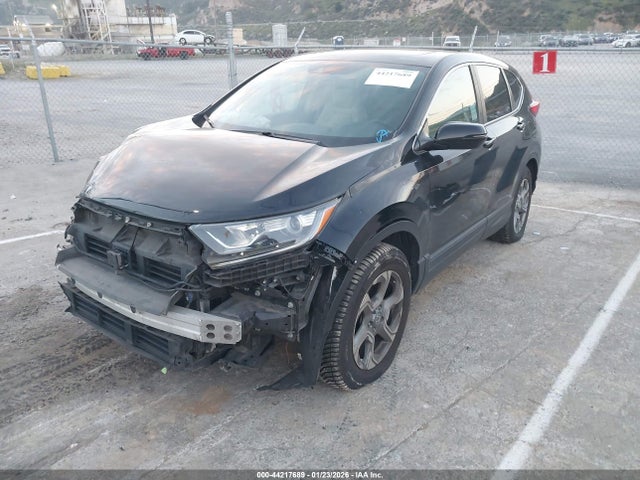 Honda CR-V 2017 2HKRW2H85HH618585 Image 2