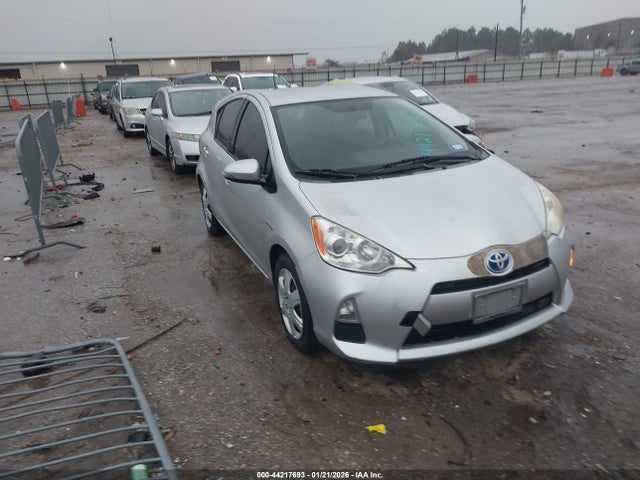 2013 TOYOTA PRIUS C JTDKDTB35D1539302