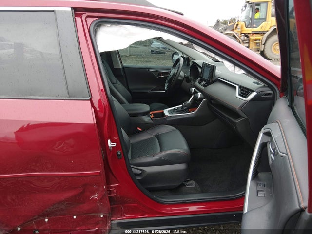 2T3J1RFV7NW280155 Toyota Rav4 Adventure