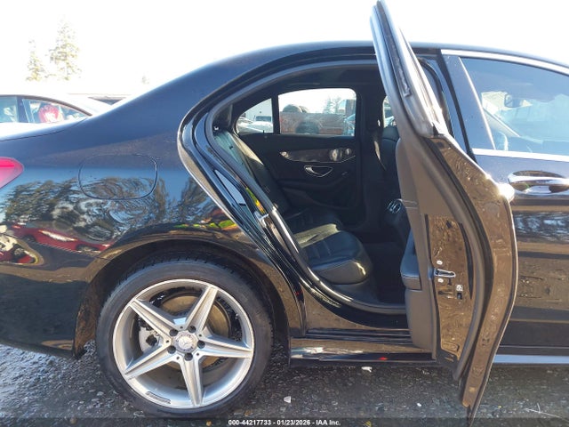 55SWF4KB7GU165228 Mercedes-Benz C 300 Sport 4matic
