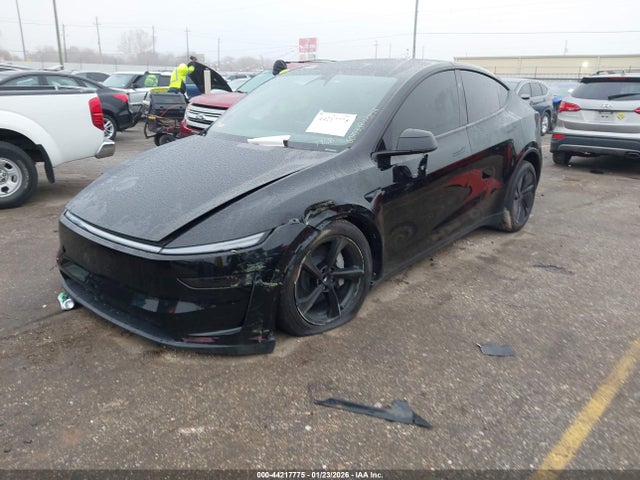 2026 Tesla Model Y მანქანა იყიდება აუქციონზე, vin: 7SAYGDED3TA587768, აუქციონის ნომერი: 44217775