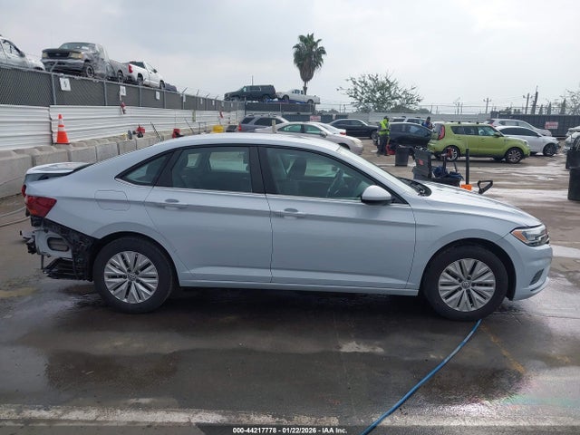 3VWC57BU3KM131461 Volkswagen Jetta 1.4t R-line/1.4t S/1.4t Se