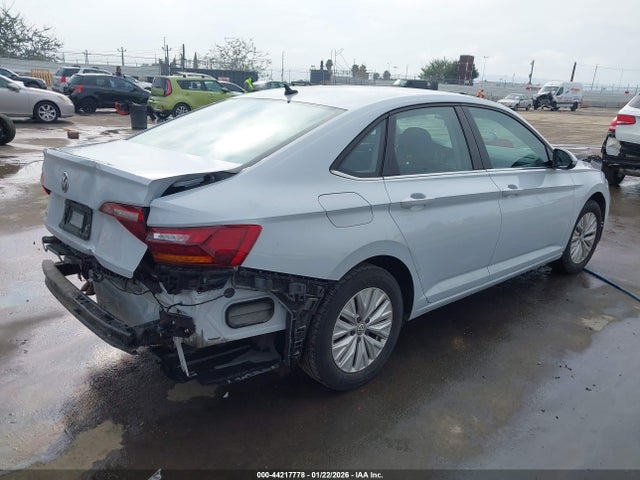 3VWC57BU3KM131461 Volkswagen Jetta 1.4t R-line/1.4t S/1.4t Se
