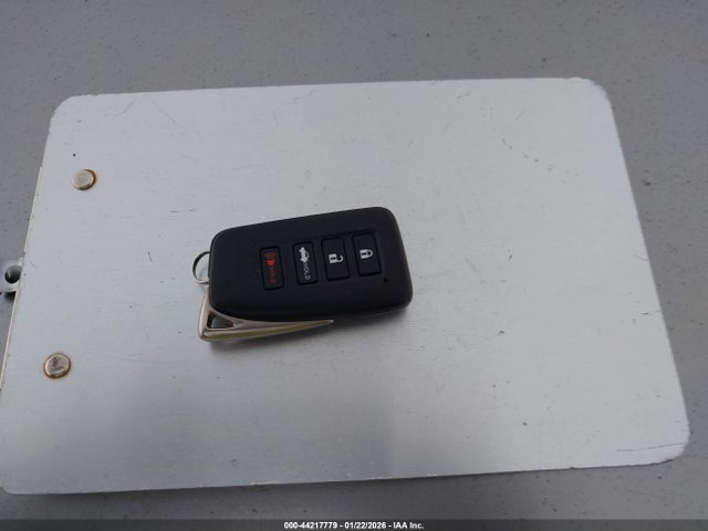 44217779 :رقم المزاد ، JTHBF1D20F5044566 vin ، 2015 Lexus Is 250 مزاد بيع