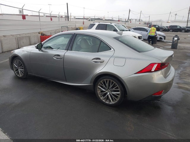 44217779 :رقم المزاد ، JTHBF1D20F5044566 vin ، 2015 Lexus Is 250 مزاد بيع
