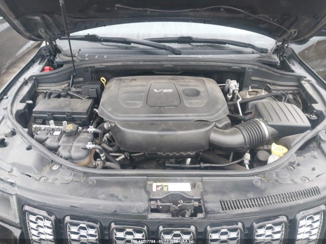 1C4RJEAG1HC952318 Jeep Grand Cherokee Altitude 4x2