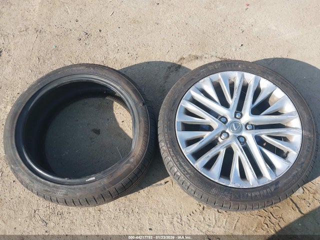 JTHBK1GG7F2164532 Lexus ES 350