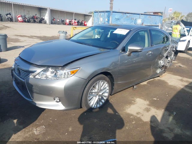 JTHBK1GG7F2164532 Lexus ES 350