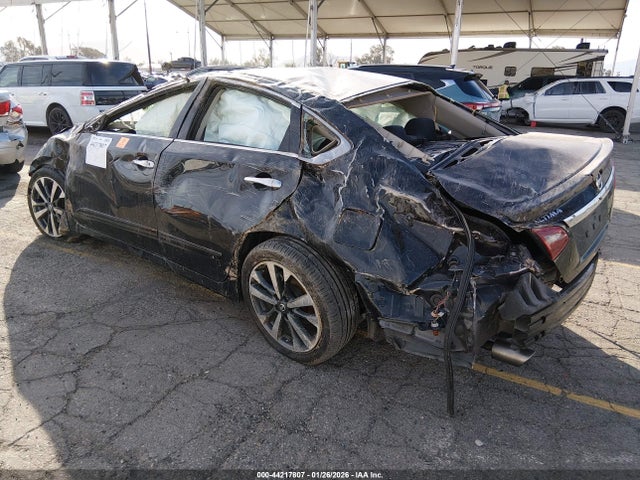 1N4AL3AP3HC116642 Nissan Altima 2.5 Sr