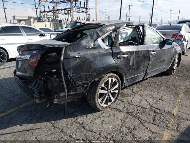 1N4AL3AP3HC116642 Nissan Altima 2.5 Sr
